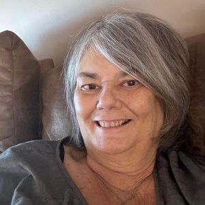 Meet your Posher, Connie